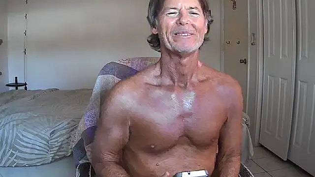 nakeedcowboi65 online show from 03/31/26, 12:16