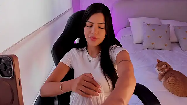 Snapshot of salome__11 chatting on 01/19/25, 07:26 salome 11 online show from 01/19/25, 07:26