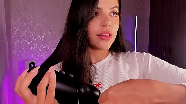 Snapshot of salome__11 chatting on 02/23/25, 04:28 salome 11 online show from 02/23/25, 04:28