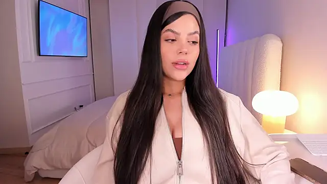 Snapshot of salome__11 chatting on 10/29/25, 12:35 salome 11 online show from 10/29/25, 12:35