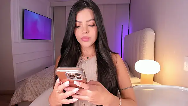 salome  11 online show from 11/04/25, 09:58