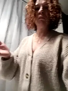 Snapshot of jennylovence chatting on 11/13/25, 08:13 jennylovence online show from 11/13/25, 08:13