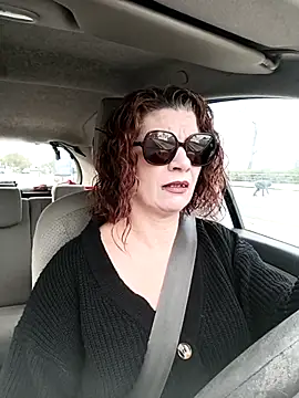 Snapshot of jennylovence chatting on 11/20/25, 12:27 jennylovence online show from 11/20/25, 12:27