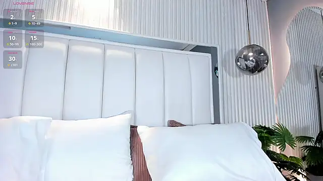 Alexis camX online show from 09/11/25, 12:05