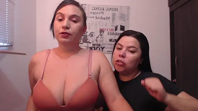 Snapshot of Aaa____ chatting on 02/23/25, 12:16 Aaa online show from 02/23/25, 12:16