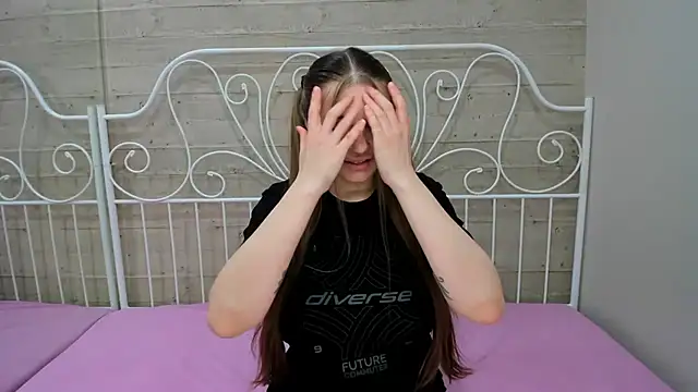 JuliaBusty online show from 03/22/25, 02:25