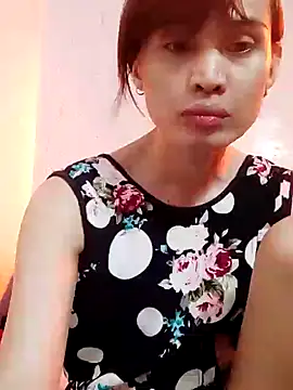 QueenSoreal online show from 02/05/25, 10:12