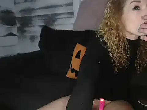 AshleyRain online show from 10/09/25, 06:22