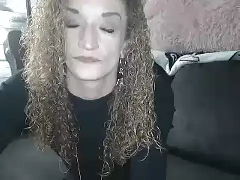 AshleyRain online show from 11/26/25, 06:58