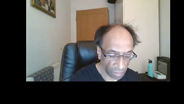 rauncher1 online show from 05/12/26, 08:55
