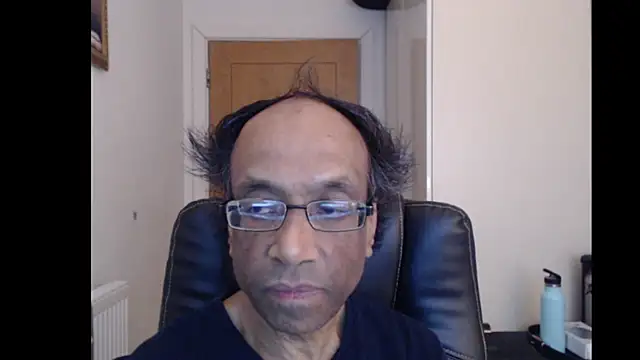 rauncher1 online show from 05/18/26, 08:20