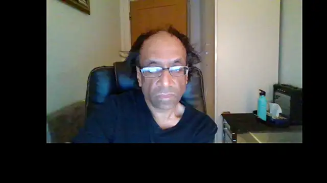 rauncher1 online show from 07/12/26, 11:07