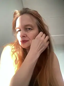 Snapshot of Susanel chatting on 04/25/26, 02:58 Susanel online show from 04/25/26, 02:58