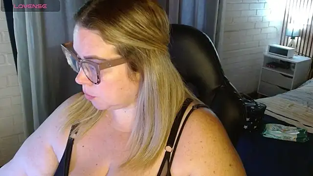 bella savati online show from 02/08/26, 10:13