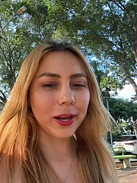 Brittanyrosexx online show from 10/28/25, 08:33