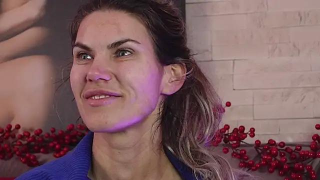 FeliciaKrige online show from 12/21/25, 08:05