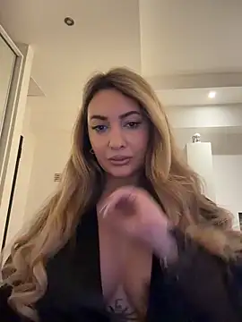 YaaraCollins online show from 02/26/26, 06:40