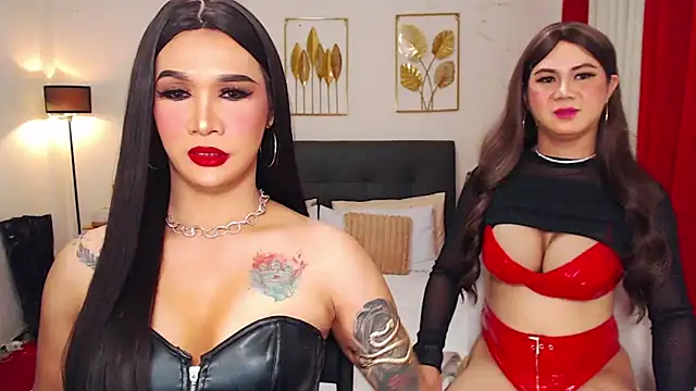 Snapshot of SeductiveLexieX chatting on 10/05/25, 08:56 SeductiveLexieX online show from 10/05/25, 08:56