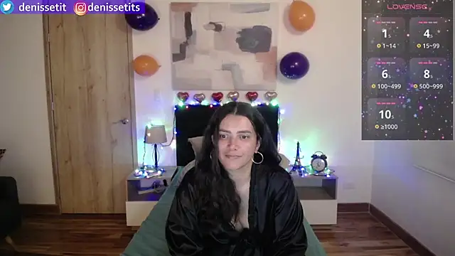 DenisseTits online show from 02/11/25, 08:31