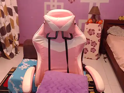 Snapshot of Sweety_Aria chatting on 12/04/24, 10:24 Sweety Aria online show from 12/04/24, 10:24