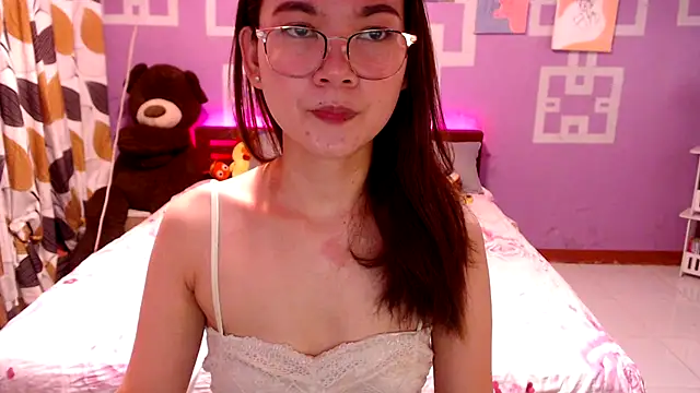 Snapshot of Sweety_Aria chatting on 10/09/25, 07:39 Sweety Aria online show from 10/09/25, 07:39