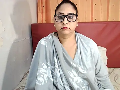 Indiankushy online show from 03/01/25, 01:11