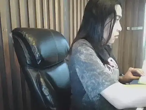 Snapshot of sara_kimoo chatting on 03/06/25, 06:05 sara kimoo online show from 03/06/25, 06:05