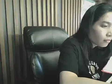 Snapshot of sara_kimoo chatting on 03/19/25, 06:44 sara kimoo online show from 03/19/25, 06:44