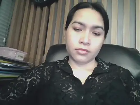 Snapshot of sara_kimoo chatting on 10/08/25, 05:54 sara kimoo online show from 10/08/25, 05:54