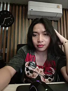 Snapshot of sara_kimoo chatting on 11/05/25, 07:36 sara kimoo online show from 11/05/25, 07:36