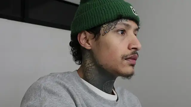 trieone online show from 01/17/25, 06:04