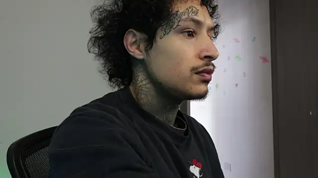 trieone online show from 03/16/26, 03:16