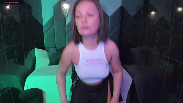 MilenaMellow online show from 01/30/25, 08:53