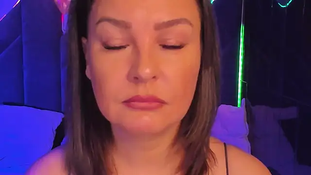 MilenaMellow online show from 10/16/25, 08:32