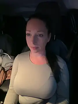 Viola Beck online show from 03/19/25, 04:57