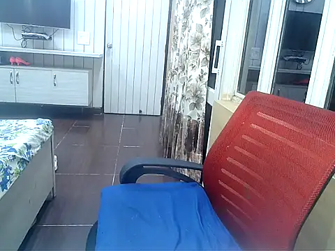 yourradhika online show from 03/19/25, 06:01