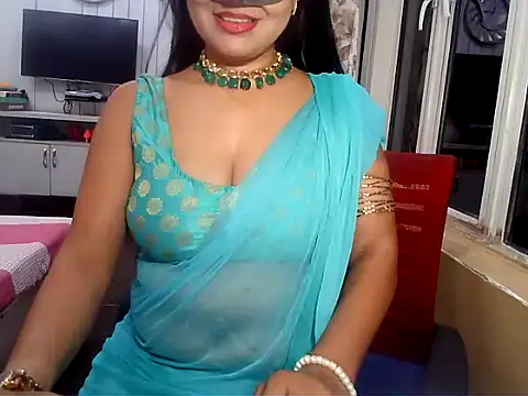 yourradhika online show from 10/30/25, 05:46