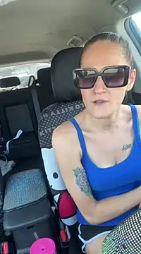 lolabunny9 online show from 03/14/25, 05:13