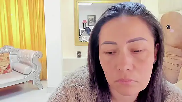 gaby trent online show from 02/04/25, 01:48