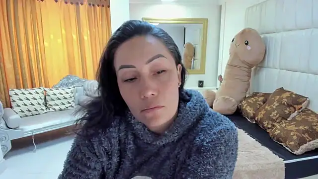 gaby trent online show from 11/04/25, 03:33