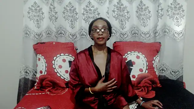 Snapshot of NikkyJigglesX chatting on 02/17/25, 03:20 NikkyJigglesX online show from 02/17/25, 03:20