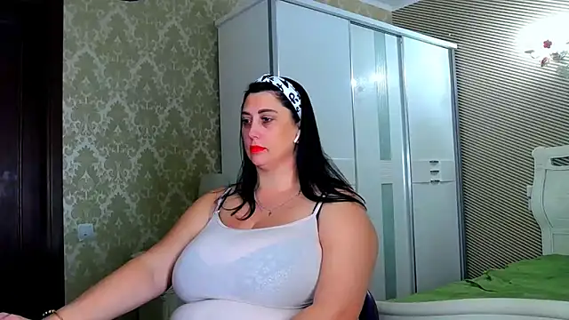 Evelyn Shy online show from 01/09/25, 09:59