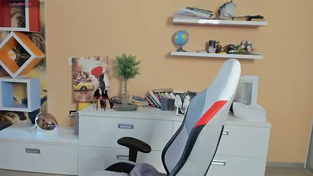 Veola new online show from 03/02/25, 06:48