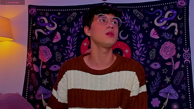 LeaneSeb online show from 12/11/24, 12:12