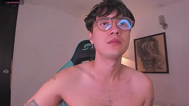 LeaneSeb online show from 11/22/25, 10:47