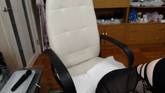 Mika Passion online show from 12/29/24, 03:03