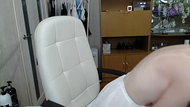 Mika Passion online show from 02/01/25, 03:50