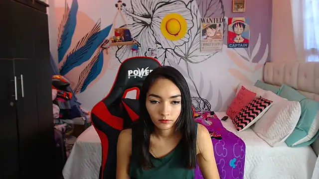 LinzyBaner online show from 02/19/25, 09:58