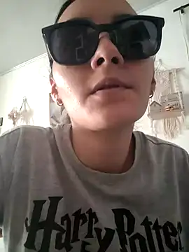 LinzyBaner online show from 09/11/25, 06:52