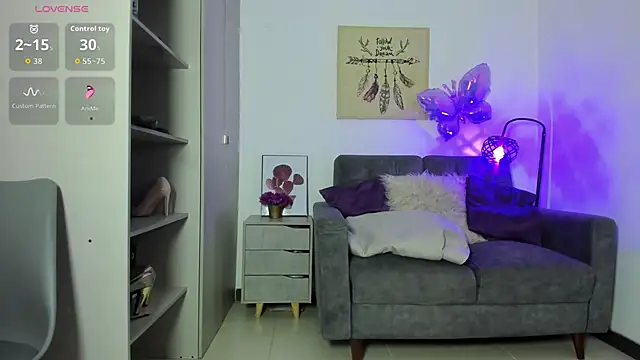 samantha hot20 online show from 11/11/25, 12:38